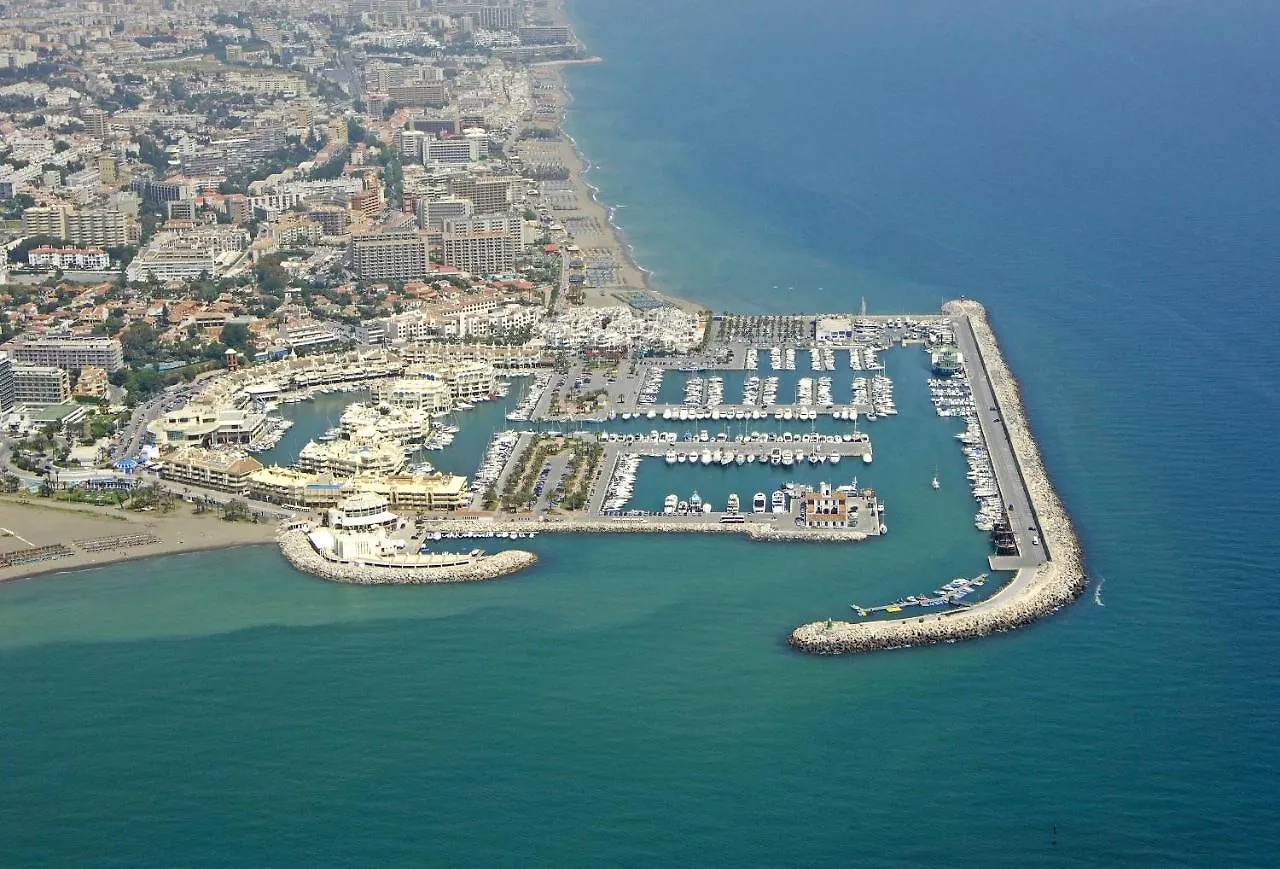 Marina Apartment Benalmádena